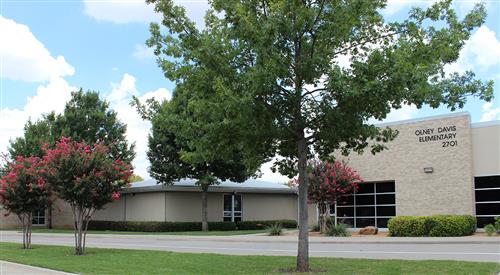 Davis Elementary Facade 
